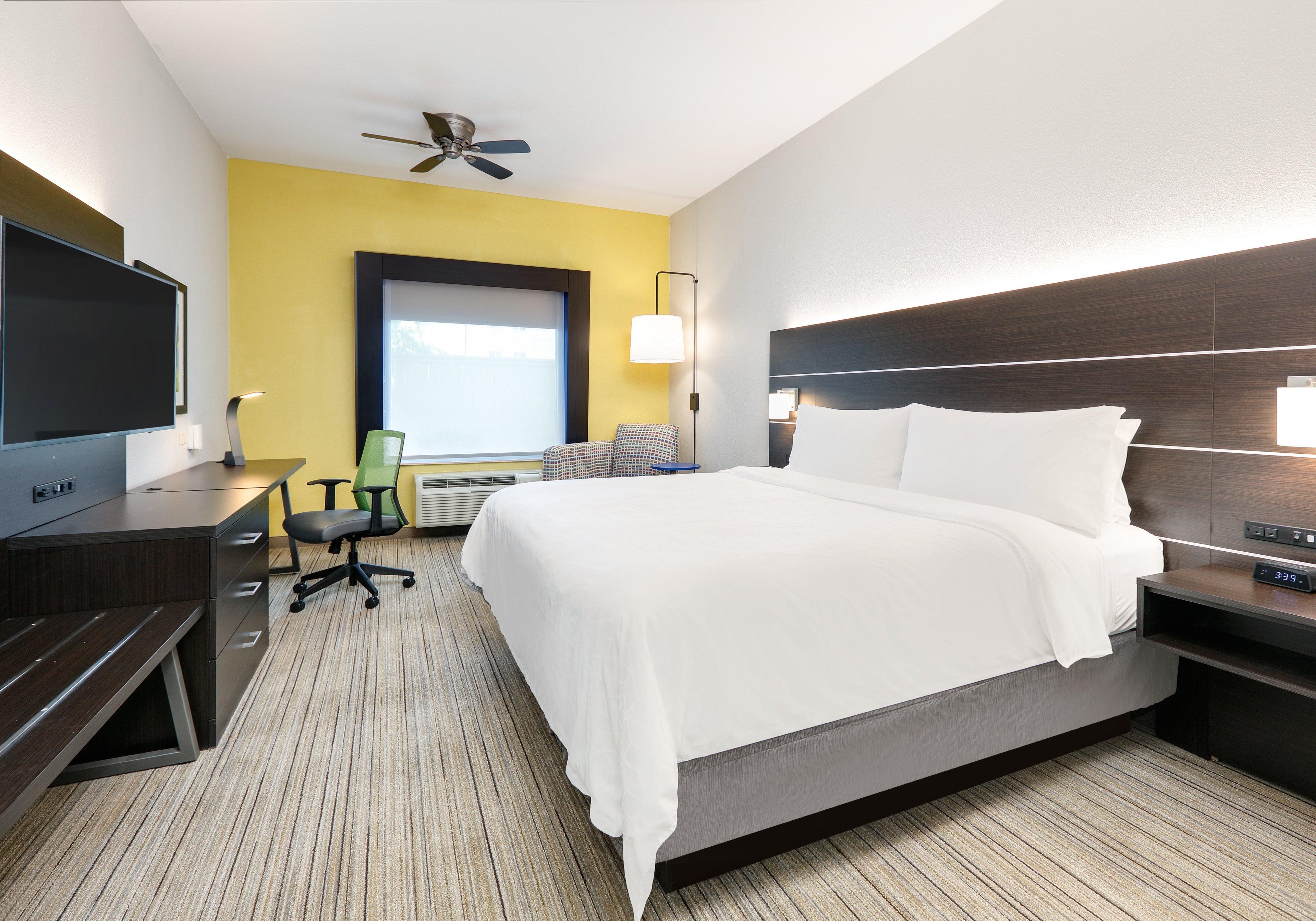 Holiday Inn Express Hotel & Suites Cleburne By Ihg Exterior photo