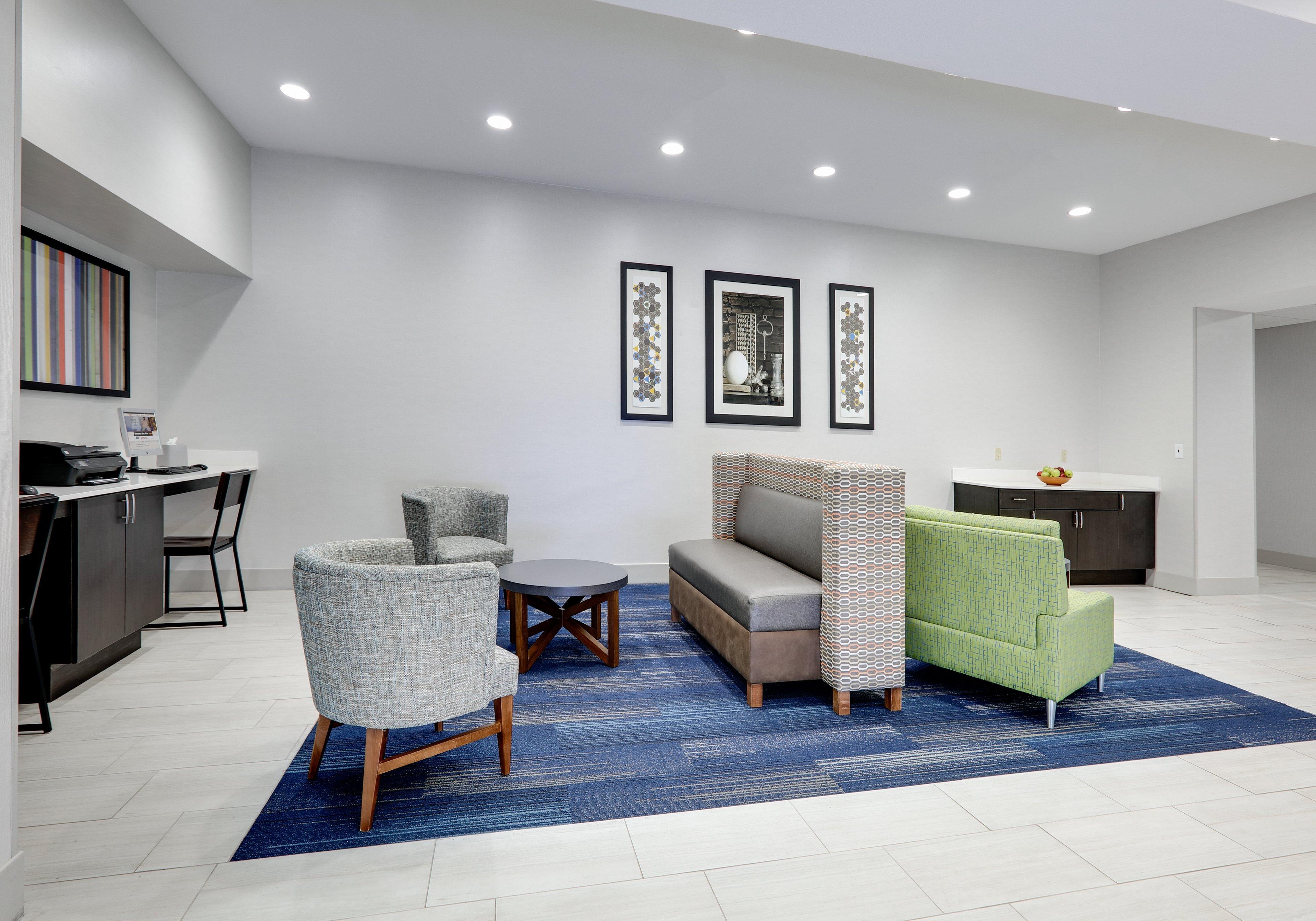 Holiday Inn Express Hotel & Suites Cleburne By Ihg Exterior photo